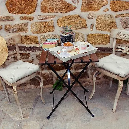 Aristotelis Traditional Hotel