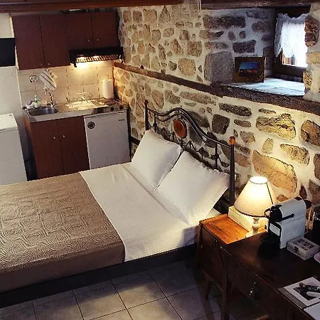 Aristotelis Traditional Hotel