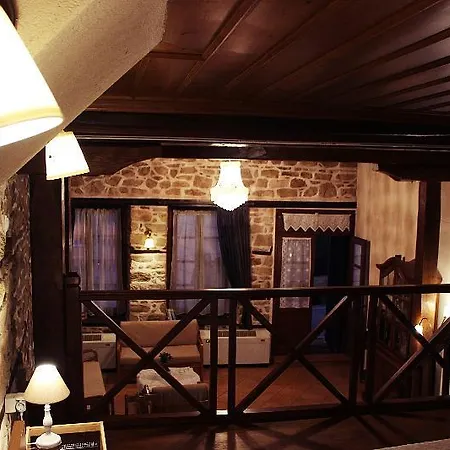 Aristotelis Traditional Hotel Arnaia