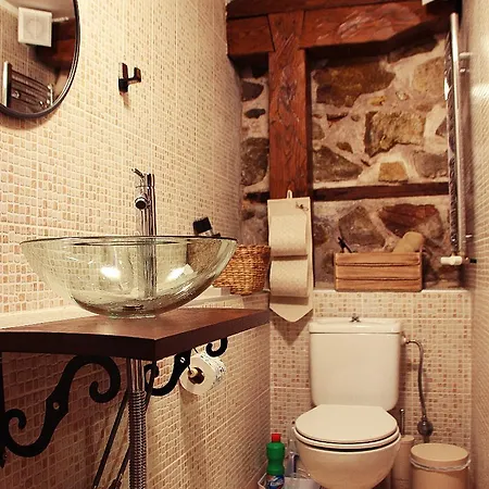 Aristotelis Traditional Hotel *